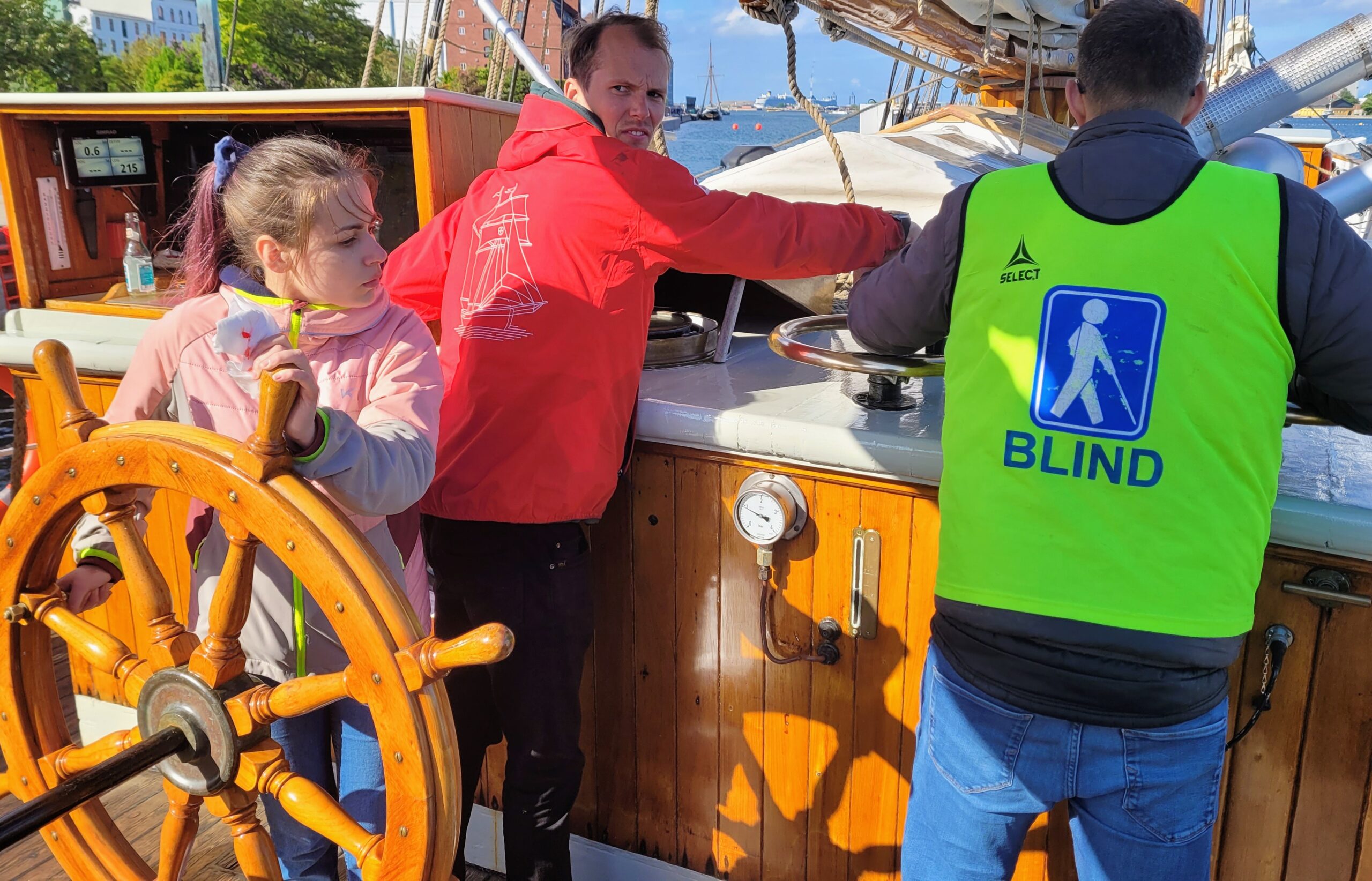 Skipper stefan sætter kursen sammen med mille